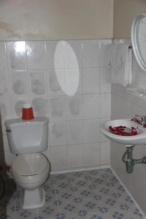 Nice Day Hotel Γιανγκόν Μιανμάρ