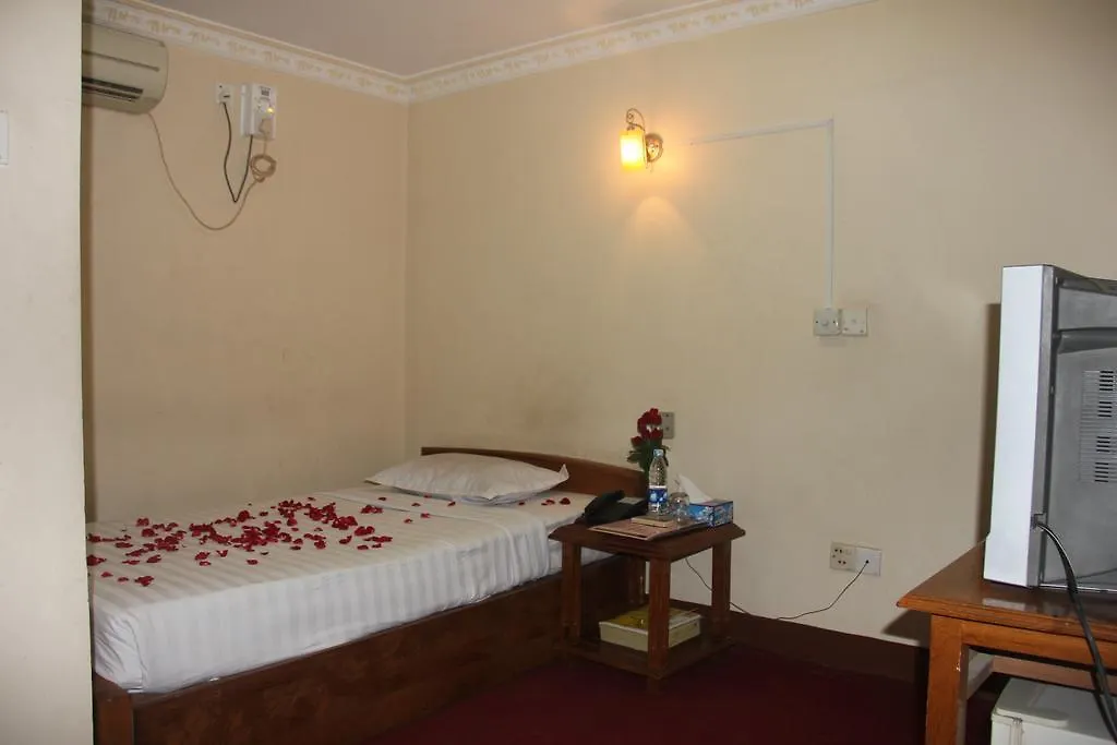 Nice Day Hotel Yangon 0*,  Myanmar