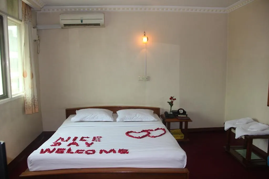Nice Day Hotel Yangon