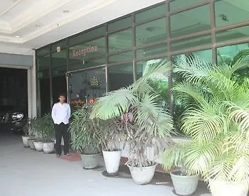 Nice Day Hotel Yangon