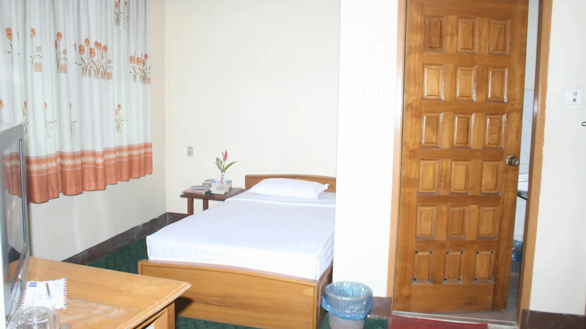 Nice Day Hotel Yangon Myanmar