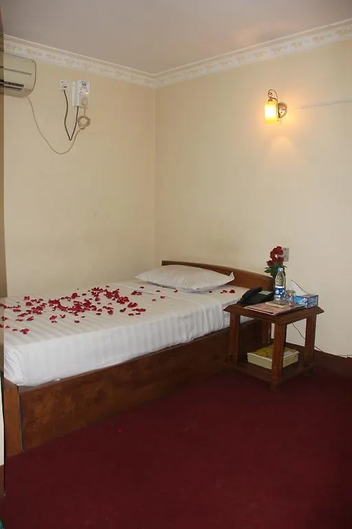 Nice Day Hotel Yangon