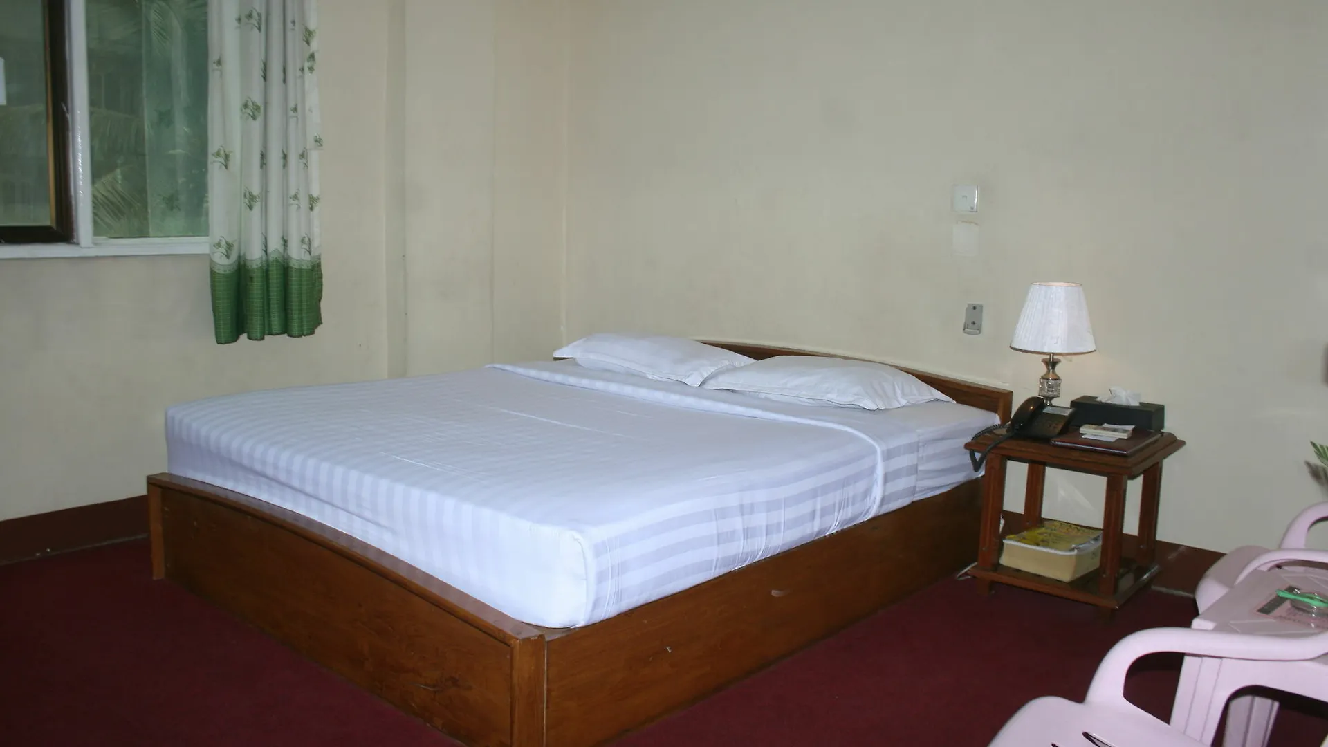 Nice Day Hotel Yangon
